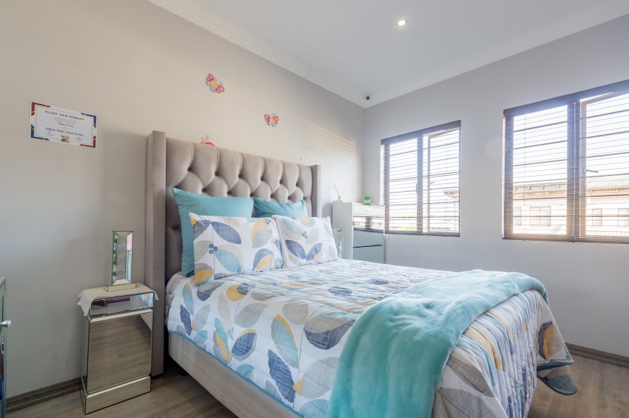 4 Bedroom Property for Sale in Geelhoutpark North West